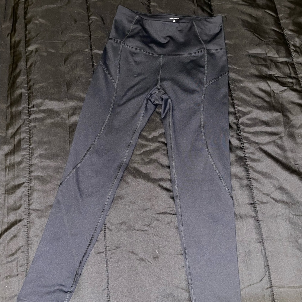 Women’s Small Black Athletic Leggings